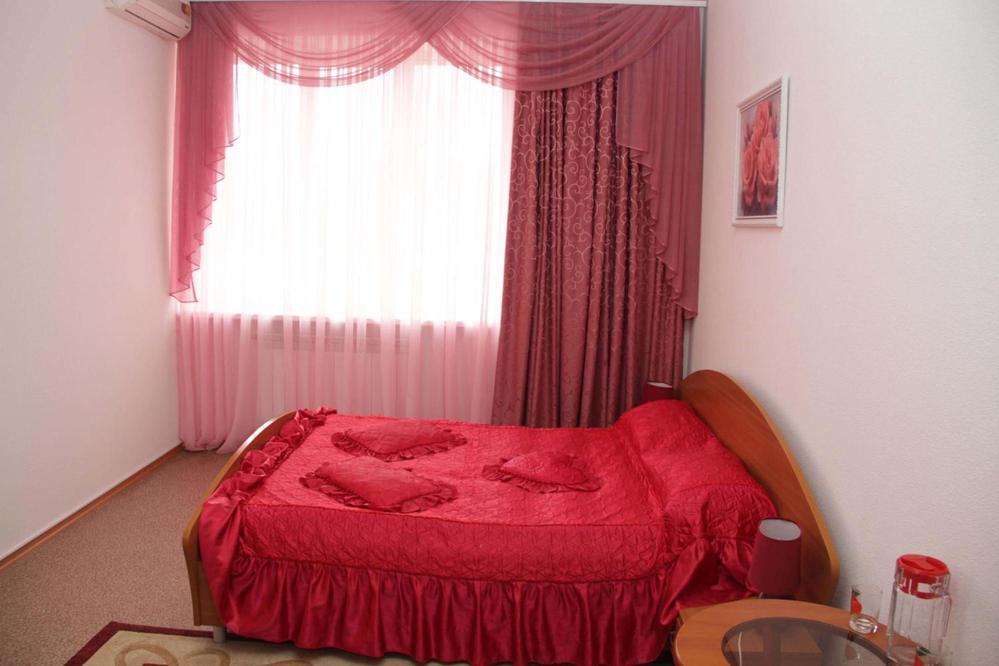 Kristina Hotel Zaporizhia Exterior photo